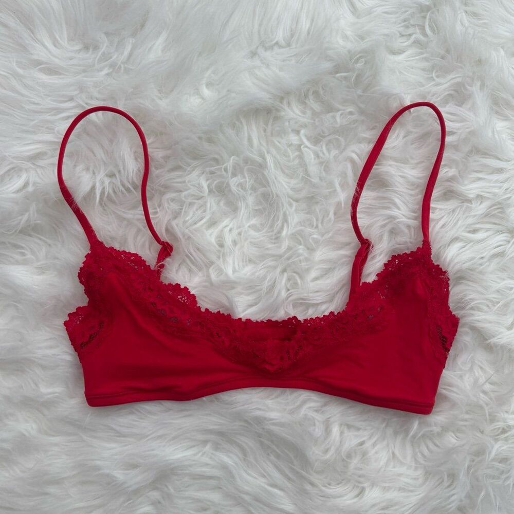 Skim Fits Everybody Lace Scoop Bralette Ruby Red Size XXS - Picture 1 of 7